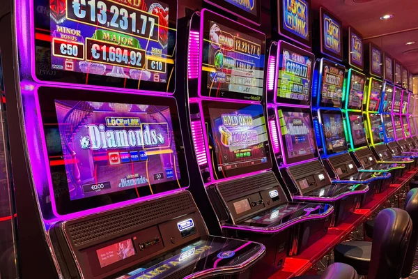 博彩软件真人游戏